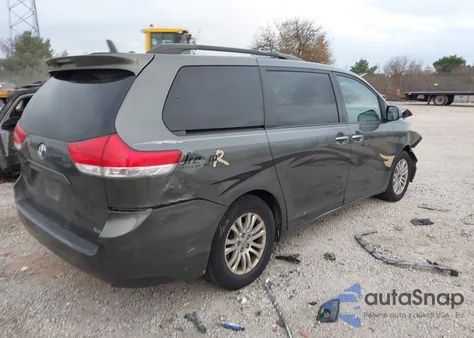 2012 Toyota Sienna Xle V6 8 Passenger из США, поврежденный, VIN 5TDYK3DC5CS222618